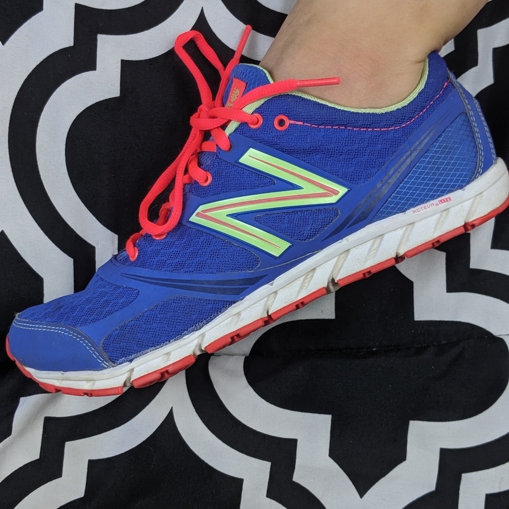 New Balance  Women's Textile athletic shoe